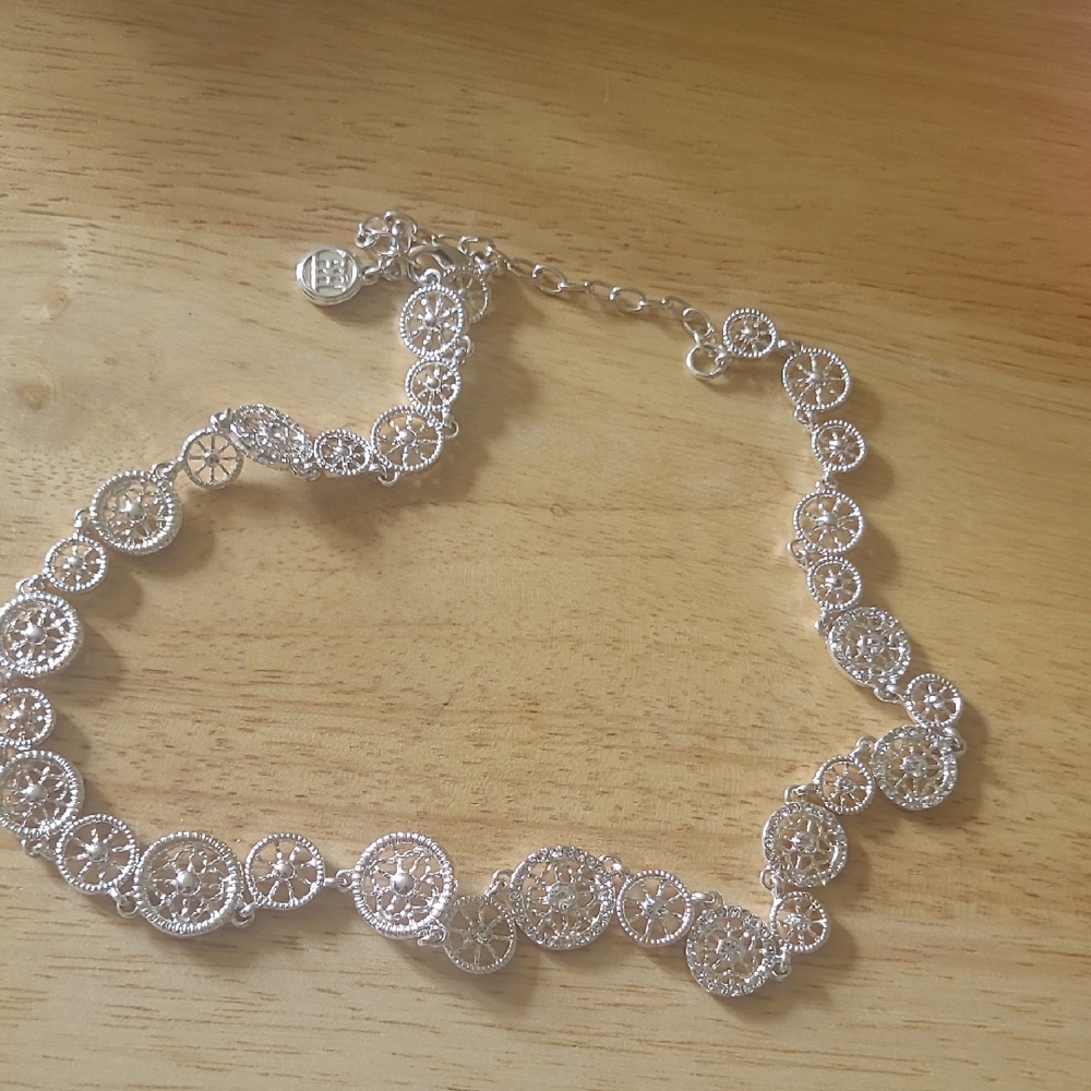 Elegant Silver Necklace